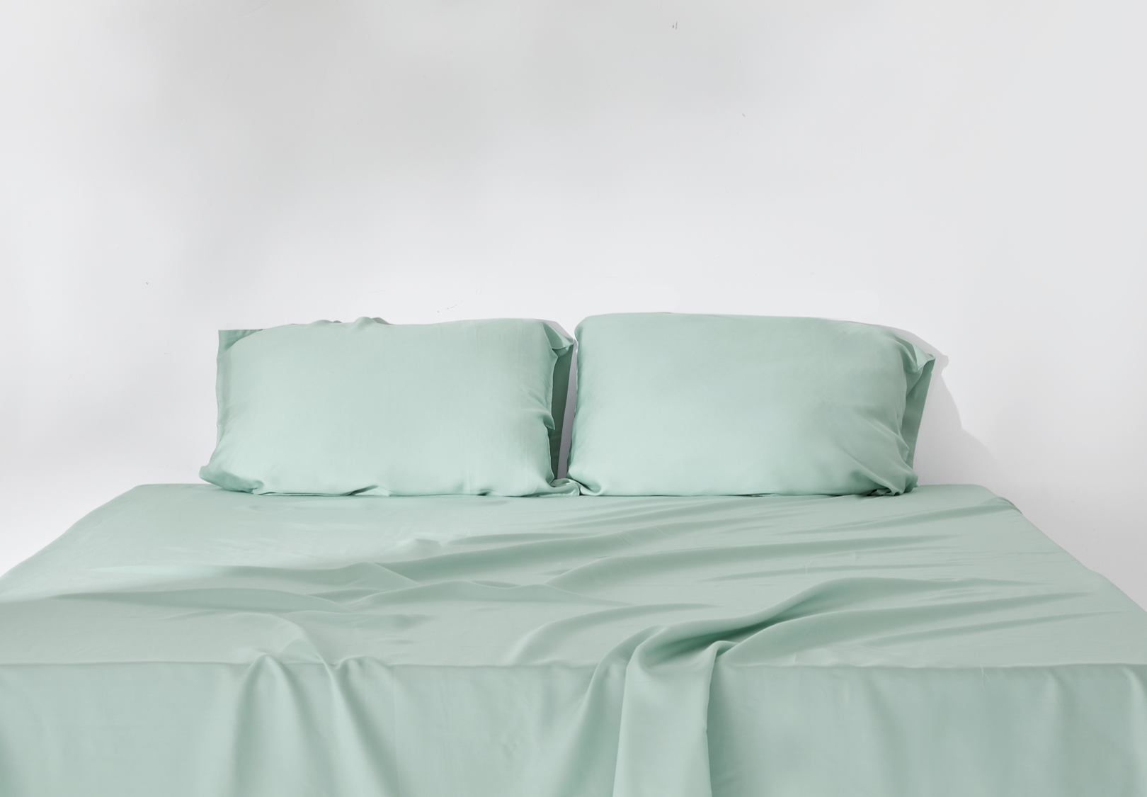 Our Softest Beddings are Now Available in Sage Green🌳 Vesta Sleep
