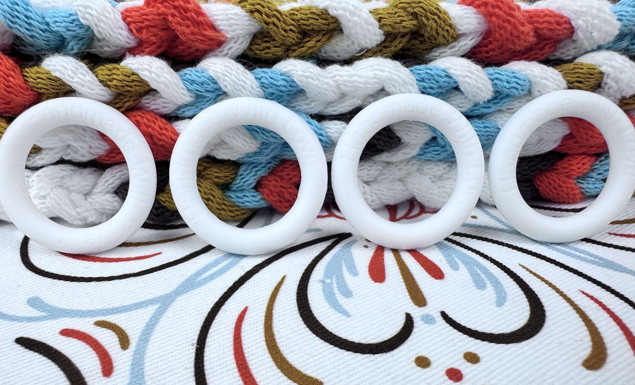 Snow White silicone rings