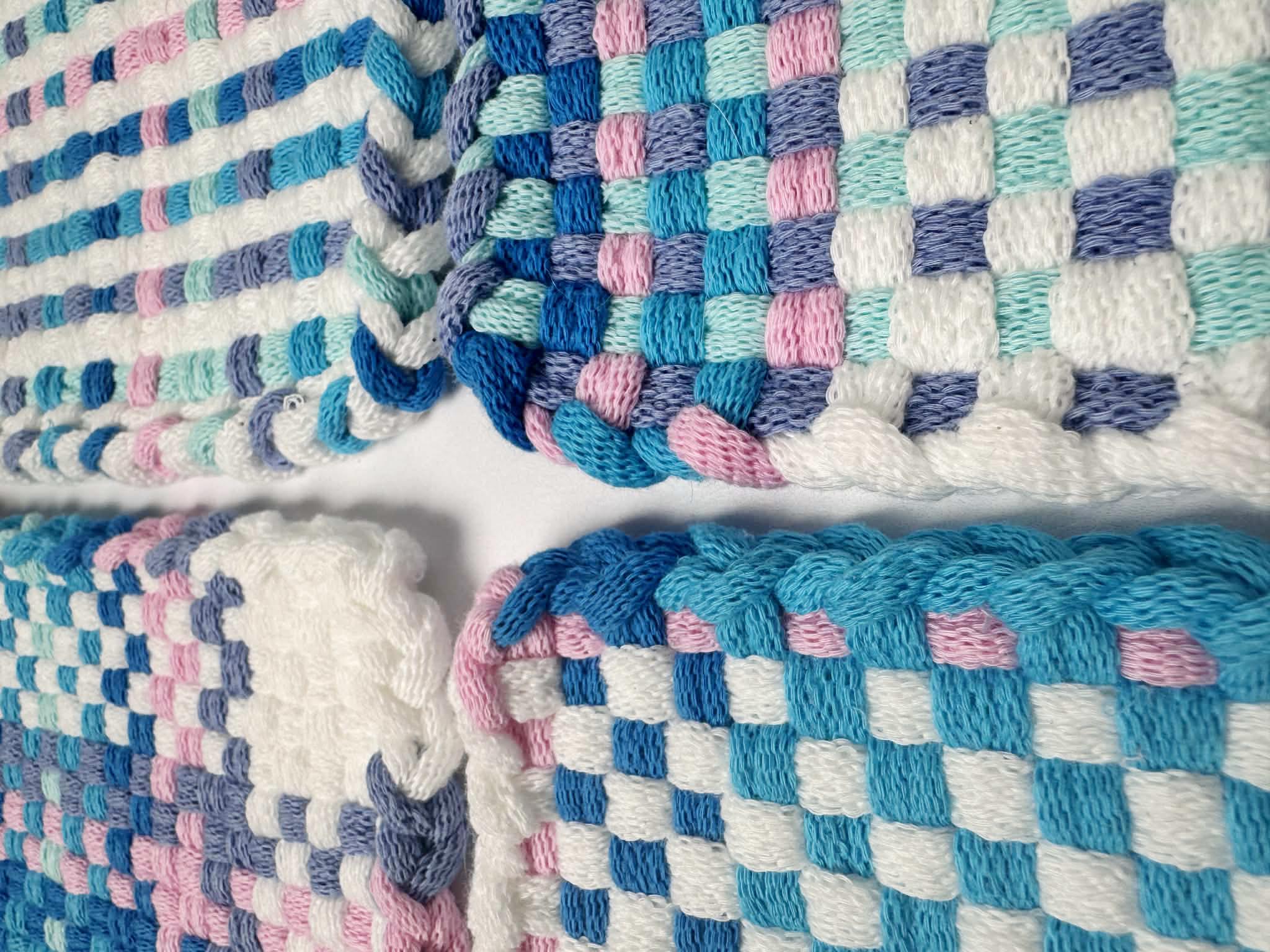 Snowflake loop colors are now available