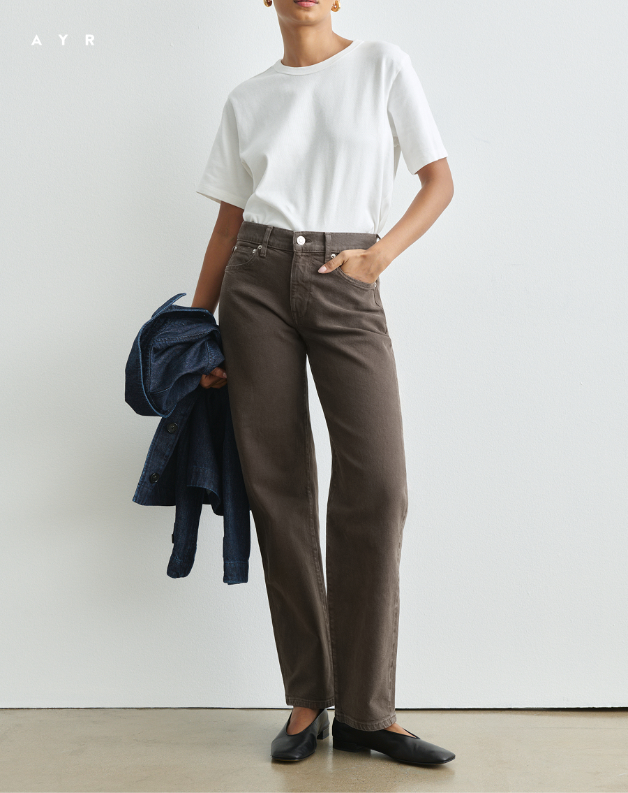 The Getup in Cigar— Garment-dyed stretch cotton in a versatile, rich brown.