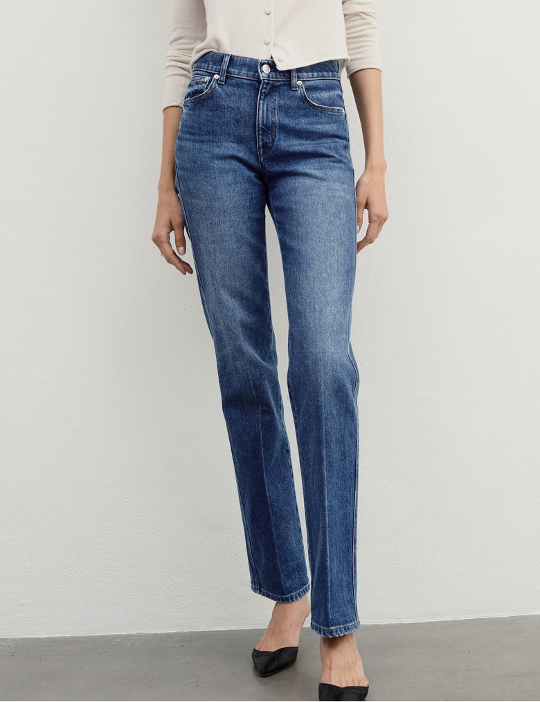 One of NYT Wirecutter's favorite jean. The Legend. Just restocked.