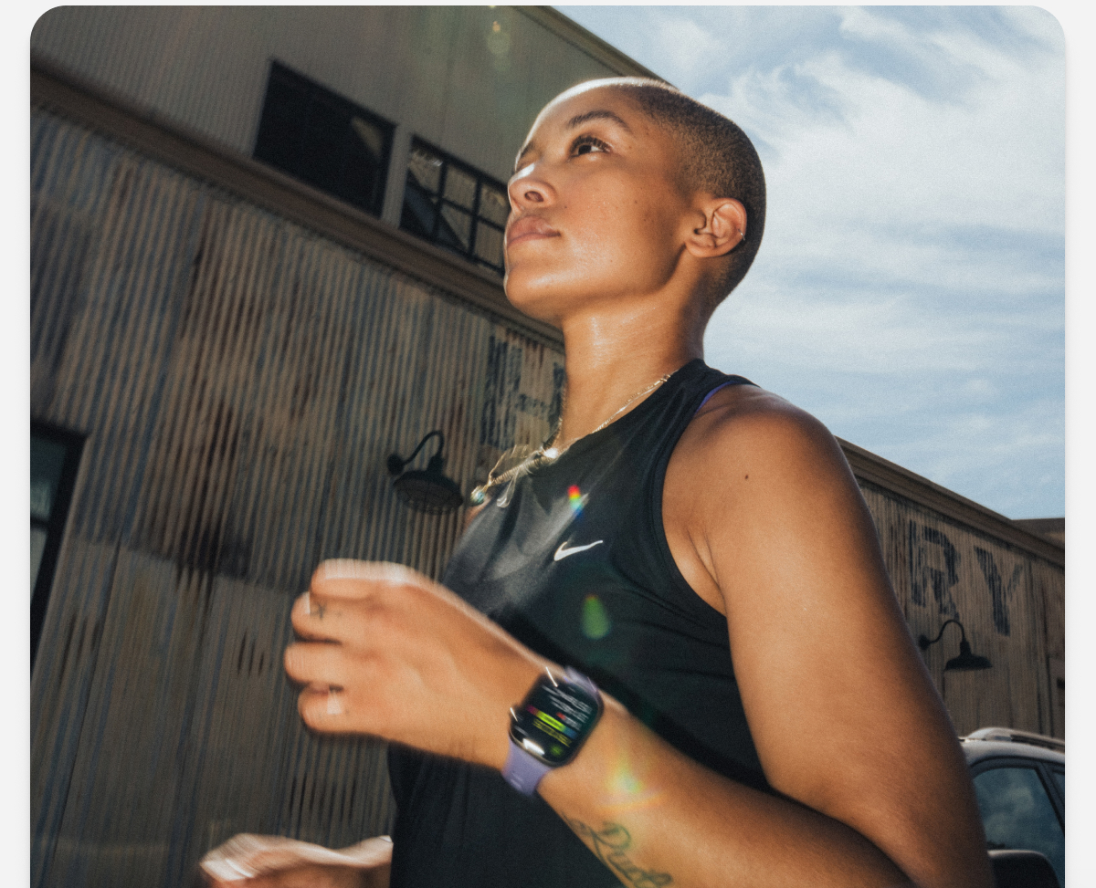 Tempo Band Goes the Distance. Tempo Band has a smooth, sleek profile designed to keep the pace. Its lightweight FKM and barley-there feel allows you to focus on what matters: pushing your limits and crossing the finish line. Shop Now.