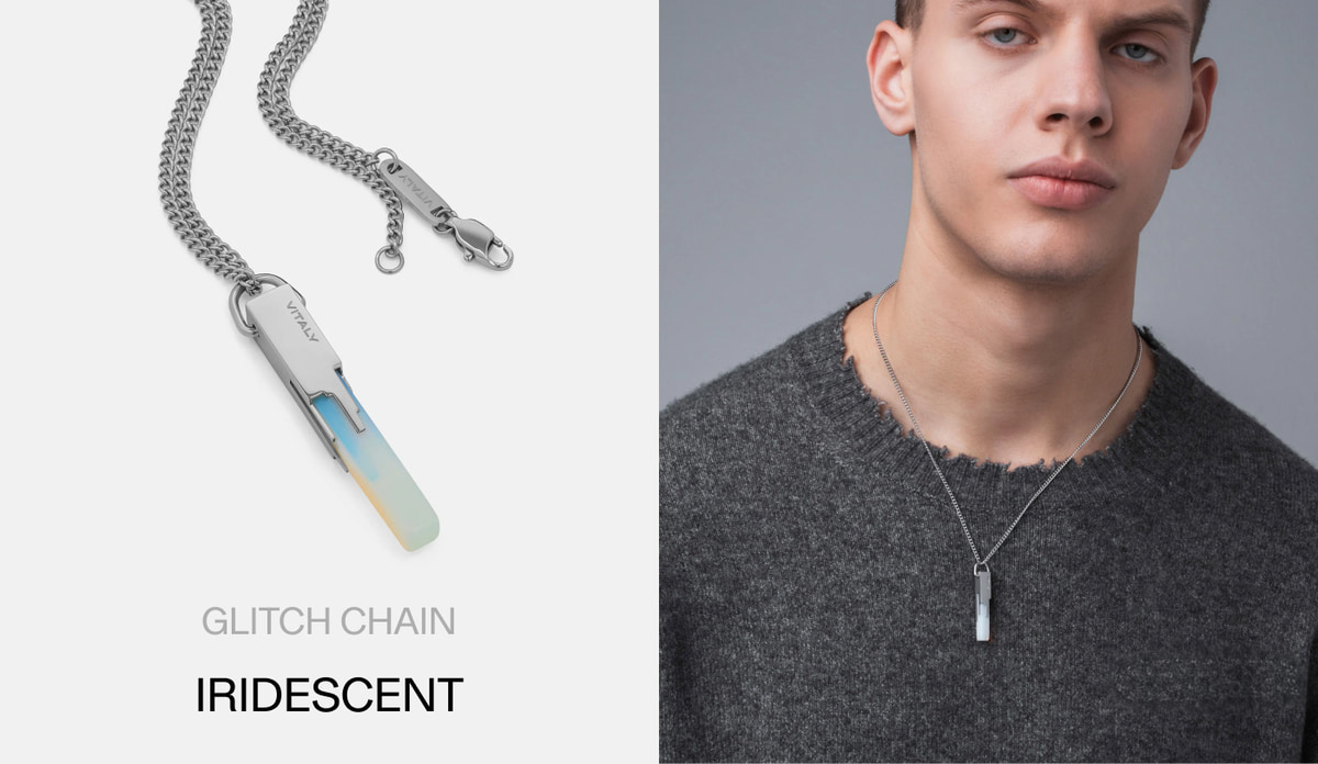 Glitch chain. Iridescent.