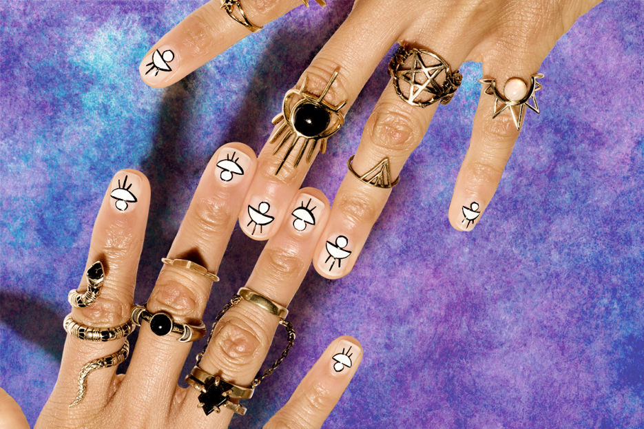 5 crazy ways to stack your rings like a pro