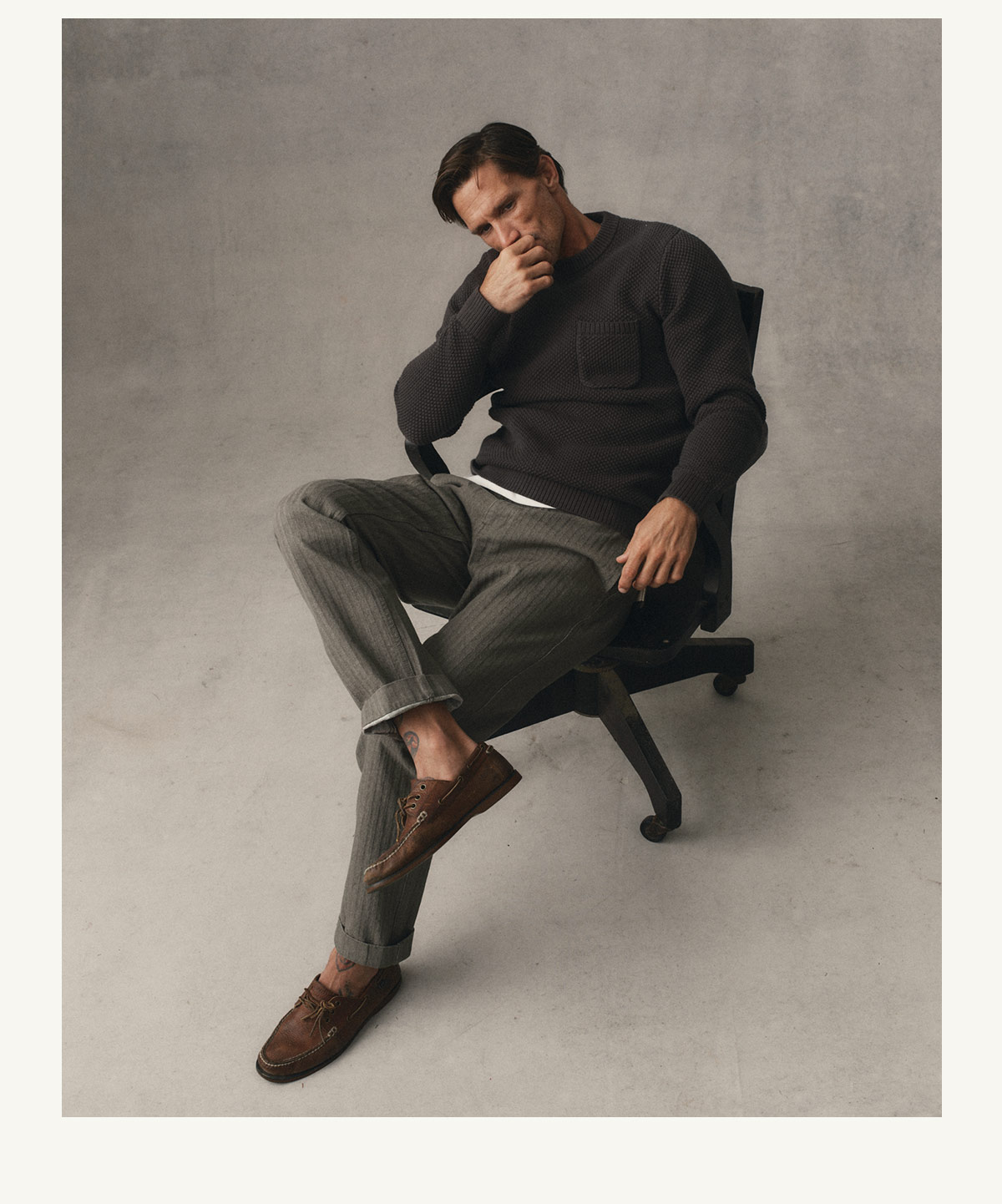 The Emlen Pant in Smoked Olive Herringbone