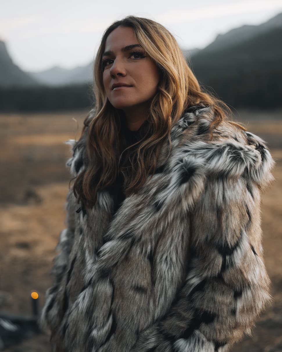 25% OFF → Coats + Hoods + Shawls + Robes + Bucket Hats