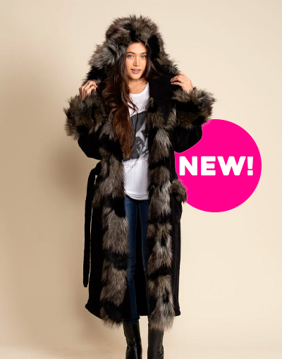 Hooded Women's Luxury Robe | Hyena