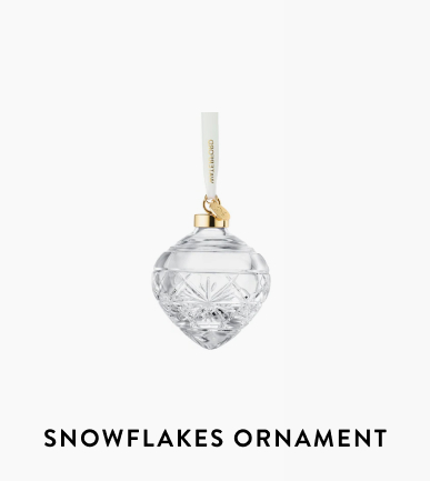 Winter Wonders Snowflakes Bauble Ornament