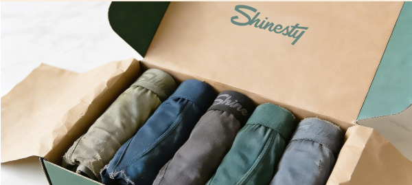 A spring print to get you sprung. Shop the Chicks Dig It.