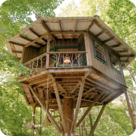 Paul Smiths Magical Treehouse in New York