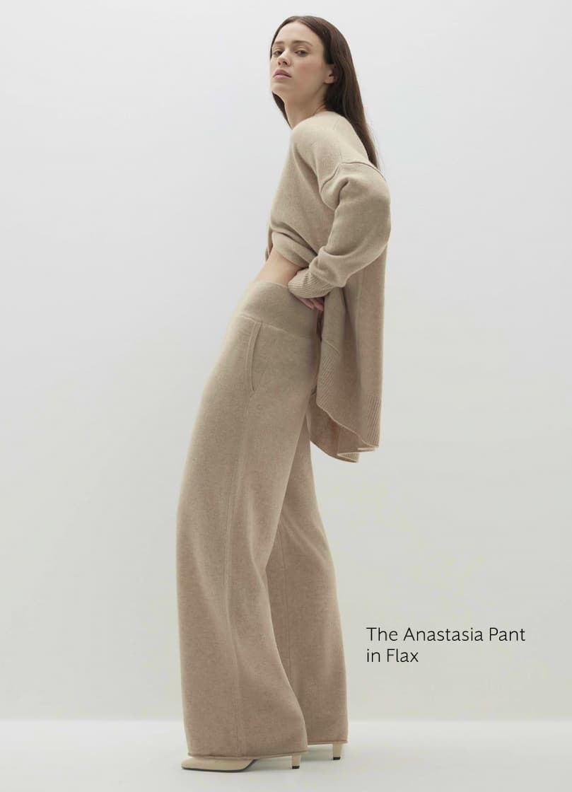 Mai Hoodie now in Flax