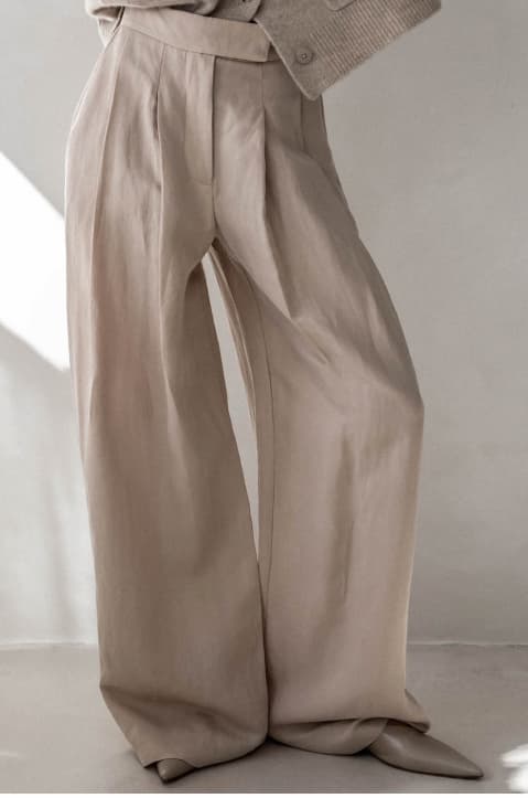 Shop Leyna