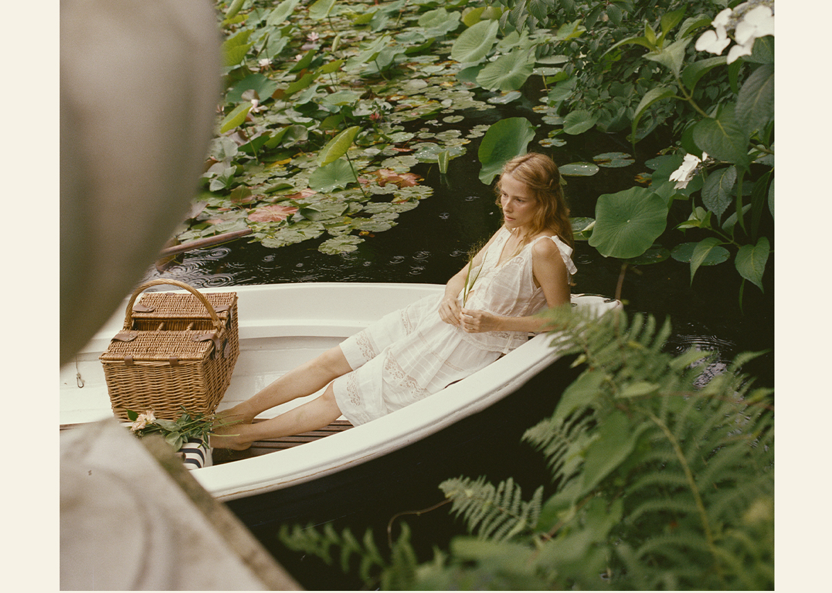 Shop A Love of Lace at DÔEN
