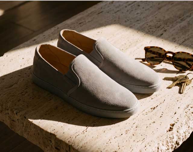 The Modern Summer Slip-On INSPIRED BY TARANTO Named after the laid-back coastal culture of Southern Italy, the Taranto was designed to eliminate the friction of laces and rigid structures. We leaned into a minimalist silhouette that prioritizes pure, unadulterated ease. Whether you are stepping onto the patio for a morning espresso or catching a flight for a weekend getaway, the Taranto serves as the ultimate companion for a life in motion. [SHOP THE TARANTO]
